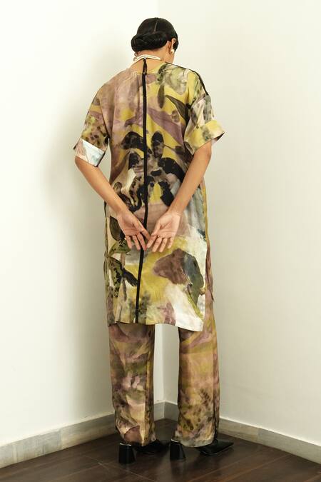 Shop OFRIDA Multi Color Gabardine Embroidery Round Neck Tropizeylo Print Kaftan Kurta at Aza Fashions Shop_OFRIDA_Multi Color Gabardine Embroidery Round Neck Tropizeylo Print Kaftan Kurta_at_Aza_Fashions