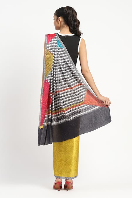 Satya Paul Blocked Printed Saree With Unstitched Blouse Piece