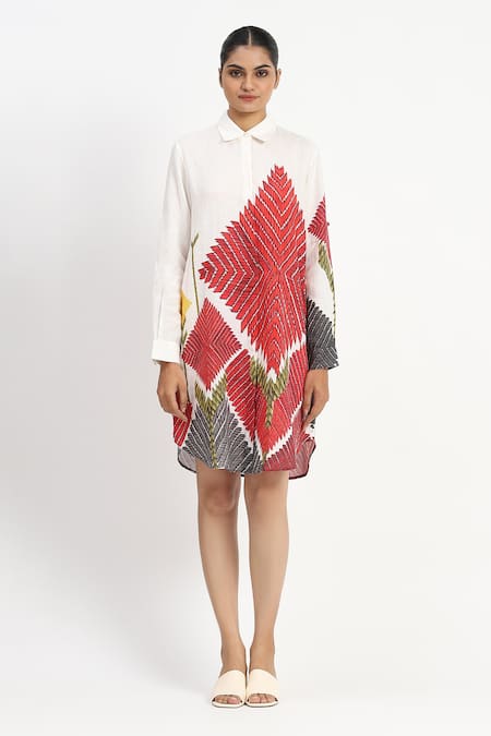 Satya Paul_Ivory Linen Printed Phulkari Shirt Collar Vive La Radio Tunic _Online_at_Aza_Fashions