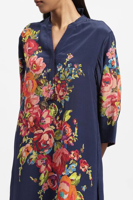 Buy_Satya Paul_Blue Silk, Crepe Embroidery Mandarin Collar Floral Bloom Print Kurta With Pant 