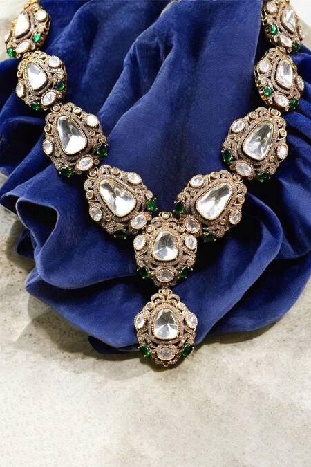 Buy_Amaara Jewels_White Diamonds, Stones Geometric Carved Polki Embellished Necklace Set