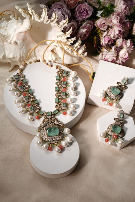 Amaara Jewels Green Pearls, Stones Abstract Geometric Embellished Necklace Set 