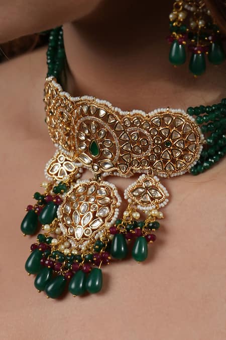 Amaara Jewels_Green Beads, Diamonds Chand Bloom Embellished Choker Set _Online_at_Aza_Fashions