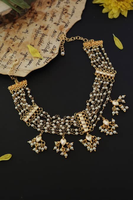 Do Taara Gold Plated Kundan And Pearl Embellished Necklace
