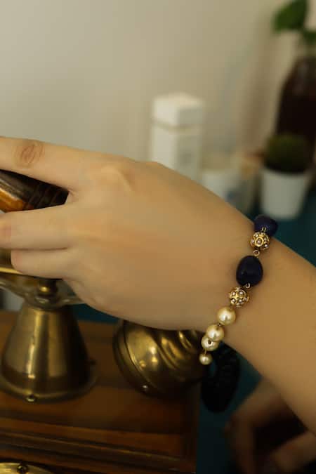 Do Taara Blue Pearls, Stones And Embellished Bracelet