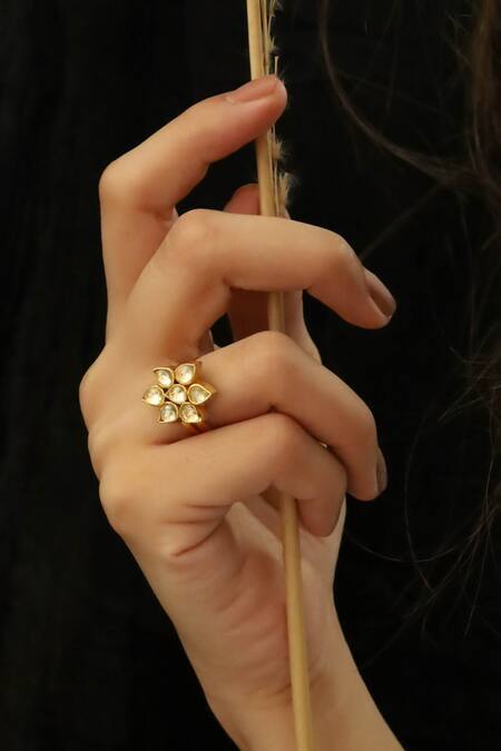 Do Taara Gold Plated Imitation Diamonds Kundan Embellished Cutwork Ring Online at Aza Fashions Do Taara_Gold Plated Imitation Diamonds Kundan Embellished Cutwork Ring _Online_at_Aza_Fashions