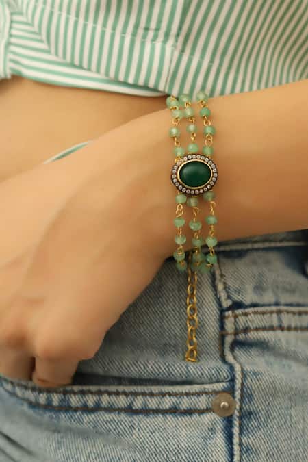 Do Taara Onyx Stone Studded Bracelet