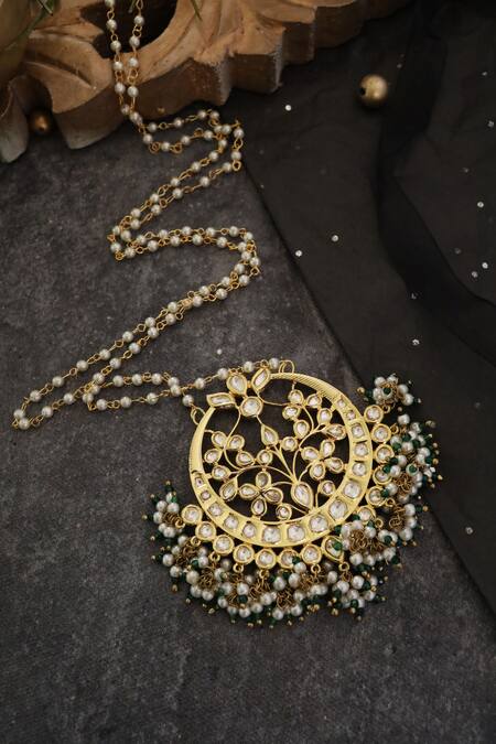 Do Taara Gold Plated Kundan Embellished Pendant Necklace Online at Aza Fashions Do Taara_Gold Plated Kundan Embellished Pendant Necklace _Online_at_Aza_Fashions