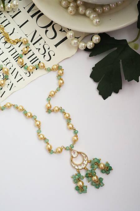 Do Taara_Green Kundan Embellished Pendant Necklace _Online_at_Aza_Fashions