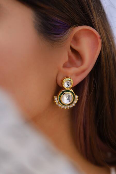 Do Taara_Green Pearls Kundan Dewdrop Earrings _Online_at_Aza_Fashions