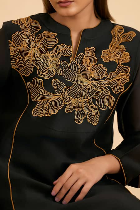 Buy_Origani_Black Chanderi Silk, Cotton Embroidery Mandarin Collar Floral Kurta With Pant 