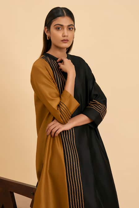 Origani_Black Chanderi Silk, Cotton Vertical Line Colorblocked Kurta With Pant _at_Aza_Fashions