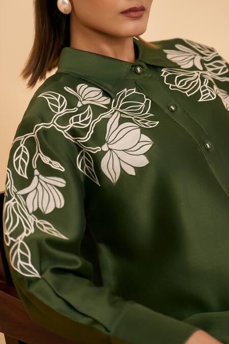 Buy Origani Green Chanderi Silk, Cotton Embroidery Collared Floral Applique Shirt With Pant Buy_Origani_Green Chanderi Silk, Cotton Embroidery Collared Floral Applique Shirt With Pant