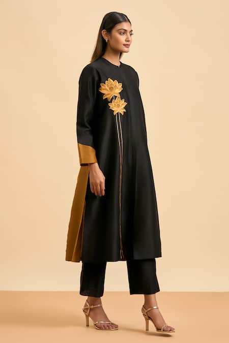 Buy_Origani_Black Chanderi Silk, Cotton Embroidery Round Bloom Applique Kurta With Pant _Online_at_Aza_Fashions