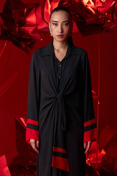 Dania Siddiqui_Black Georgette Collared Nova Front Tie-up Shirt With Pant _at_Aza_Fashions