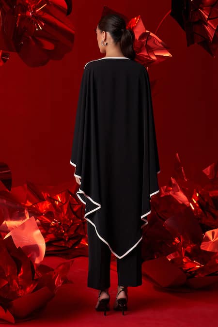 Dania Siddiqui Maya Asymmetric Hem Tunic With Pant 