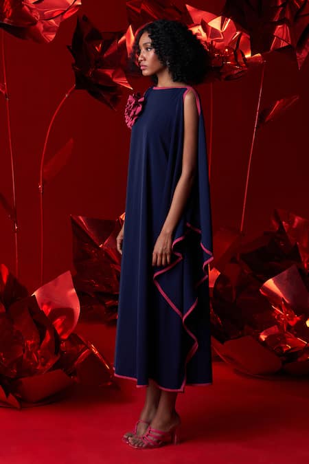 Dania Siddiqui_Blue Satin Round Neck Zia Square Kaftan _at_Aza_Fashions