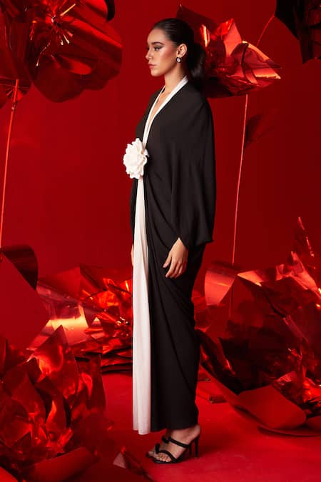 Dania Siddiqui_Black Georgette Embroidery Plunge Neck Veela Draped Kaftan _Online_at_Aza_Fashions