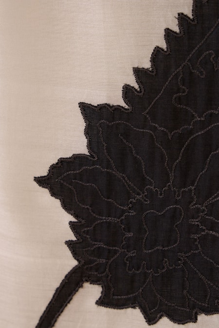 Buy_The Summer House_White Chanderi Embroidery Round Neck Cersei Paisley Midi Dress _Online_at_Aza_Fashions