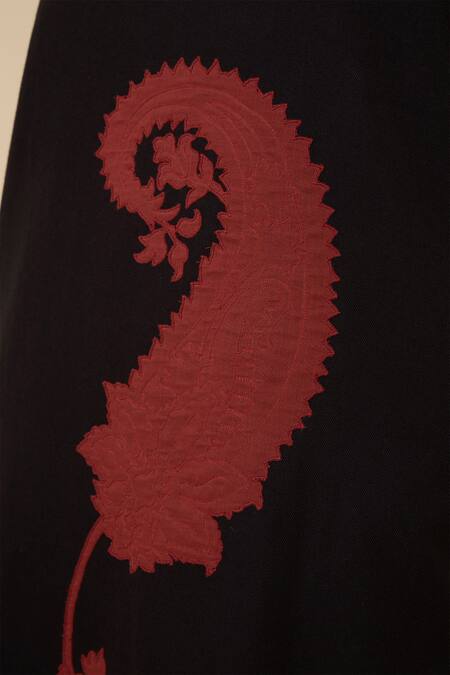 Buy_The Summer House_Black Wool, Cotton Embroidery Round Neck Ehan Paisley Midi Dress