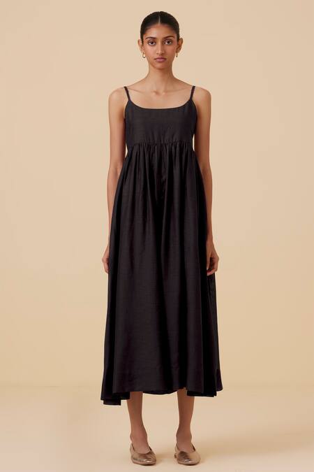 The Summer House Black Cotton, Silk Round Neck Hamza Solid Dress Online at Aza Fashions The Summer House_Black Cotton, Silk Round Neck Hamza Solid Dress _Online_at_Aza_Fashions