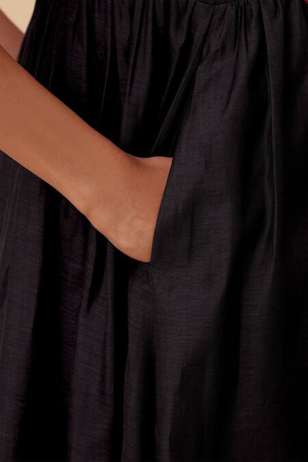 The Summer House Black Cotton, Silk Round Neck Hamza Solid Dress at Aza Fashions The Summer House_Black Cotton, Silk Round Neck Hamza Solid Dress _at_Aza_Fashions