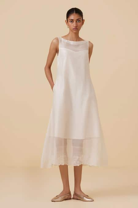 The Summer House White Handwoven Chanderi Embroidery Thread Boat Neck Reyah Floral Border Dress 