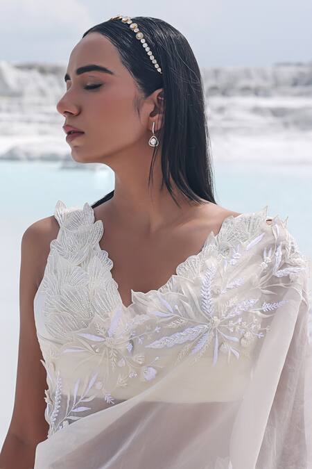 PIRI INDIA Ivory Organza, Net, Satin Embroidery, Beads Athena 3d Floral Saree With Blouse Online at Aza Fashions PIRI INDIA_Ivory Organza, Net, Satin Embroidery, Beads Athena 3d Floral Saree With Blouse _Online_at_Aza_Fashions