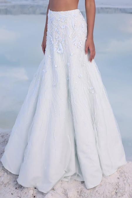 Buy_PIRI INDIA_Grey Organza, Net, Chanderi Nia 3d Floral Embroidered Blouse With Lehenga 