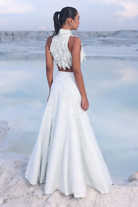 PIRI INDIA Nia 3D Floral Embroidered Blouse With Lehenga 