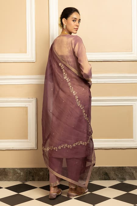 Dohr India Suhani Zari Embroidered Kurta Pant Set 