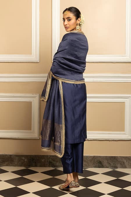 Dohr India Floral Zari Embroidered Kurta Pant Set 