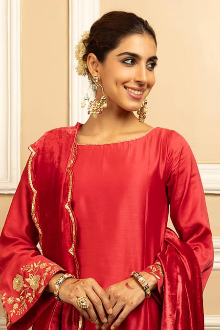 Dohr India Red Silk Organza, Velvet, Silk, Chanderi Zari Floral Placement Kurta Pant Set Online at Aza Fashions Dohr India_Red Silk Organza, Velvet, Silk, Chanderi Zari Floral Placement Kurta Pant Set _Online_at_Aza_Fashions