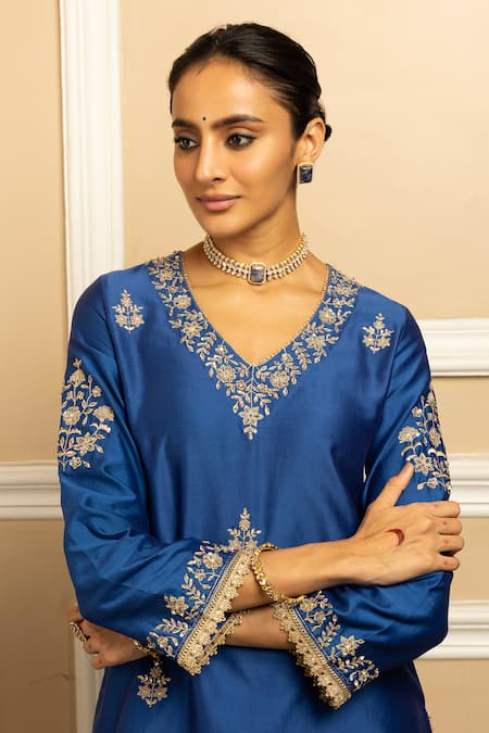 Shop_Dohr India_Blue Silk, Chanderi, Organza Embroidery, Naaz Flower Butti Kurta Pant Set _Online_at_Aza_Fashions