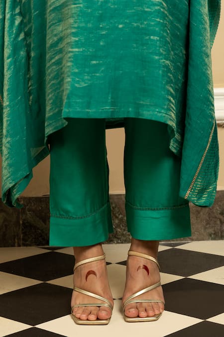 Shop_Dohr India_Green Tissue, Chanderi Sequins, Zari V-neck Embroidered Kaftan With Pant _Online_at_Aza_Fashions