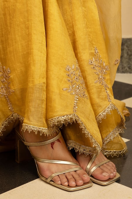 Dohr India Yellow Tissue, Chanderi, Organza Noor Flower Embroidered Kurta Sharara Set at Aza Fashions Dohr India_Yellow Tissue, Chanderi, Organza Noor Flower Embroidered Kurta Sharara Set _at_Aza_Fashions