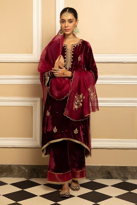 Dohr India Wine Silk, Organza, Velvet Sequins, Zari, Mehfil Floral Kurta Palazzo Set Online at Aza Fashions Dohr India_Wine Silk, Organza, Velvet Sequins, Zari, Mehfil Floral Kurta Palazzo Set _Online_at_Aza_Fashions