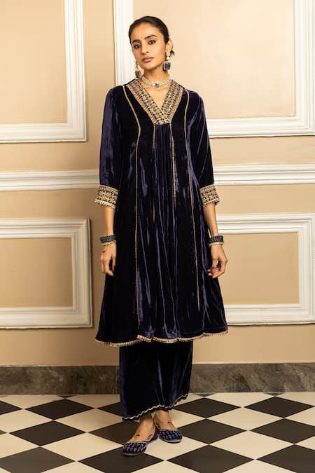 Shop Dohr India Blue Silk, Velvet, Organza Embroidery, Zari, Anokhi Floral Yoke Kurta Pant Set Online at Aza Fashions Shop_Dohr India_Blue Silk, Velvet, Organza Embroidery, Zari, Anokhi Floral Yoke Kurta Pant Set _Online_at_Aza_Fashions