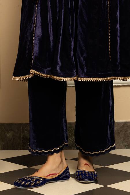 Dohr India Blue Silk, Velvet, Organza Embroidery, Zari, Anokhi Floral Yoke Kurta Pant Set at Aza Fashions Dohr India_Blue Silk, Velvet, Organza Embroidery, Zari, Anokhi Floral Yoke Kurta Pant Set _at_Aza_Fashions