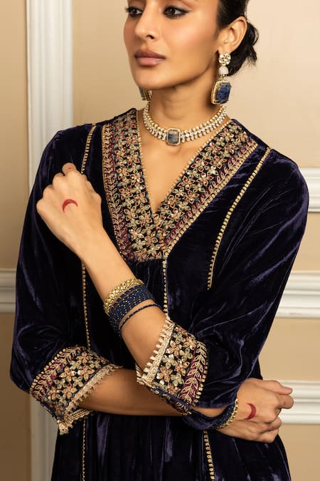 Buy Dohr India Blue Silk, Velvet, Organza Embroidery, Zari, Anokhi Floral Yoke Kurta Pant Set Buy_Dohr India_Blue Silk, Velvet, Organza Embroidery, Zari, Anokhi Floral Yoke Kurta Pant Set