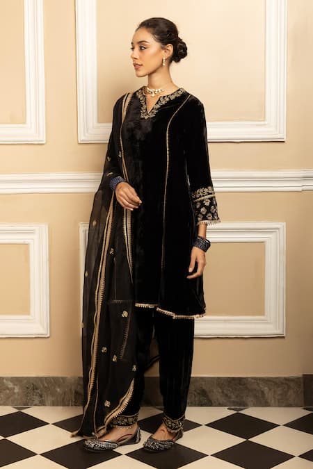 Shop Dohr India Black Silk, Velvet, Organza Embroidery, Sequins, Gota Tara Kurta Salwar Set Online at Aza Fashions Shop_Dohr India_Black Silk, Velvet, Organza Embroidery, Sequins, Gota Tara Kurta Salwar Set _Online_at_Aza_Fashions