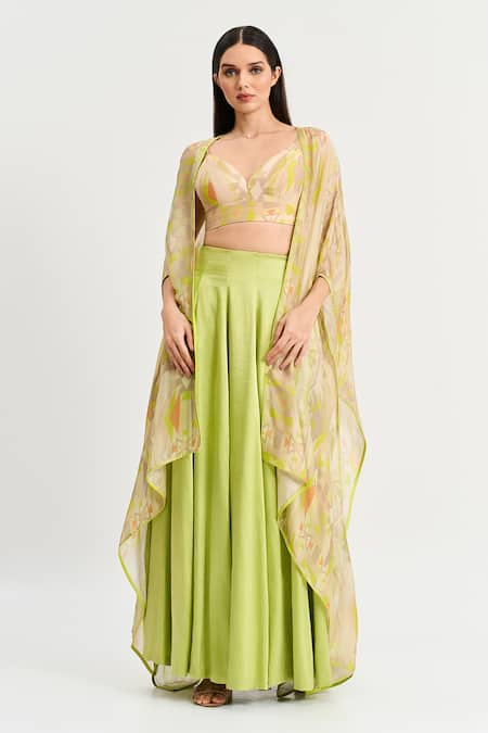 Koswi Solid Lehenga Set With Printed Cape 