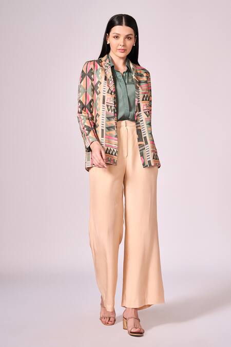 Koswi Multi Color Viscose Collared Geometric Print Blazer And Pant Set Online at Aza Fashions Koswi_Multi Color Viscose Collared Geometric Print Blazer And Pant Set _Online_at_Aza_Fashions