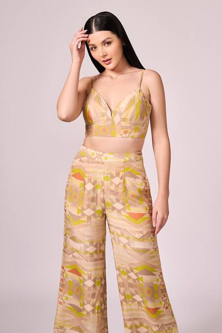 Koswi Green Viscose Collared Geometric Print Shirt And Pant Set Online at Aza Fashions Koswi_Green Viscose Collared Geometric Print Shirt And Pant Set _Online_at_Aza_Fashions