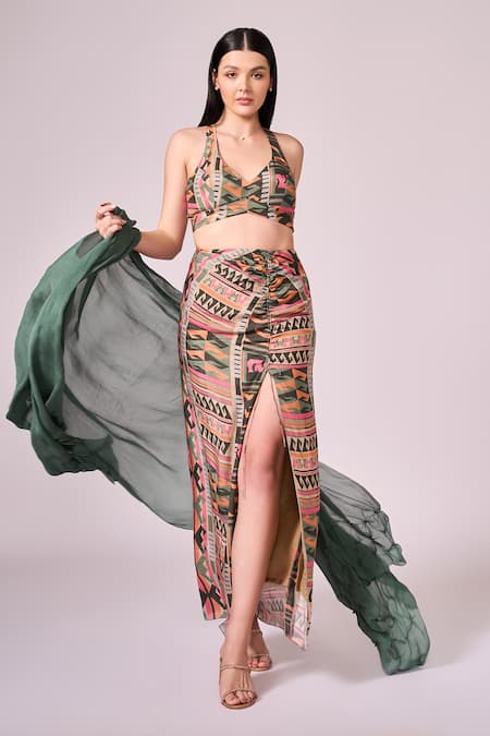 Koswi Cape & Geometric Print Skirt Set 