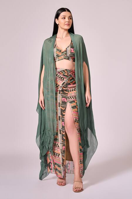 Koswi Green Viscose Round Neck Cape And Geometric Print Skirt Set at Aza Fashions Koswi_Green Viscose Round Neck Cape And Geometric Print Skirt Set _at_Aza_Fashions