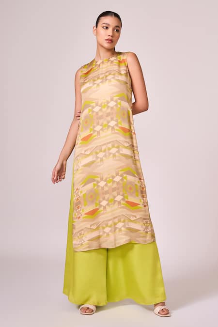 Koswi Geometric Print Kurta With Palazzo 