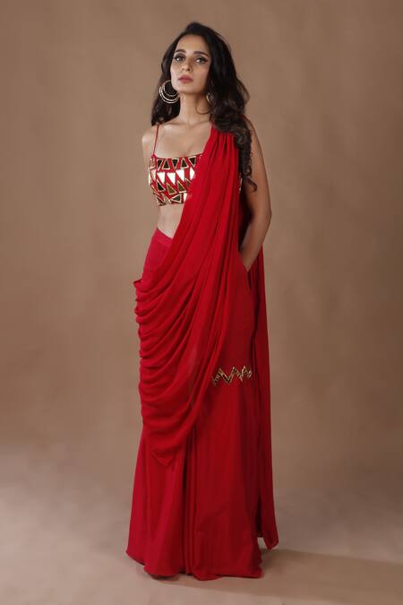 Buy_The Pink Penguin By Charmy_Red Chiffon Mirrors, Cut Work Scoop Neck Embroidered Sharara Saree With Blouse _Online_at_Aza_Fashions