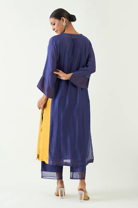 Shop Shivani Bhargava Blue Cotton Beads V-neck Urvi Pintuck Detailed Kurta Pant Set at Aza Fashions Shop_Shivani Bhargava_Blue Cotton Beads V-neck Urvi Pintuck Detailed Kurta Pant Set _at_Aza_Fashions