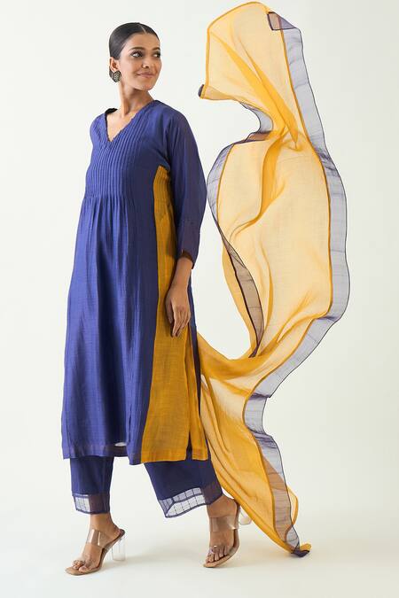 Shop Shivani Bhargava Blue Cotton Beads V-neck Urvi Pintuck Detailed Kurta Pant Set Online at Aza Fashions Shop_Shivani Bhargava_Blue Cotton Beads V-neck Urvi Pintuck Detailed Kurta Pant Set _Online_at_Aza_Fashions